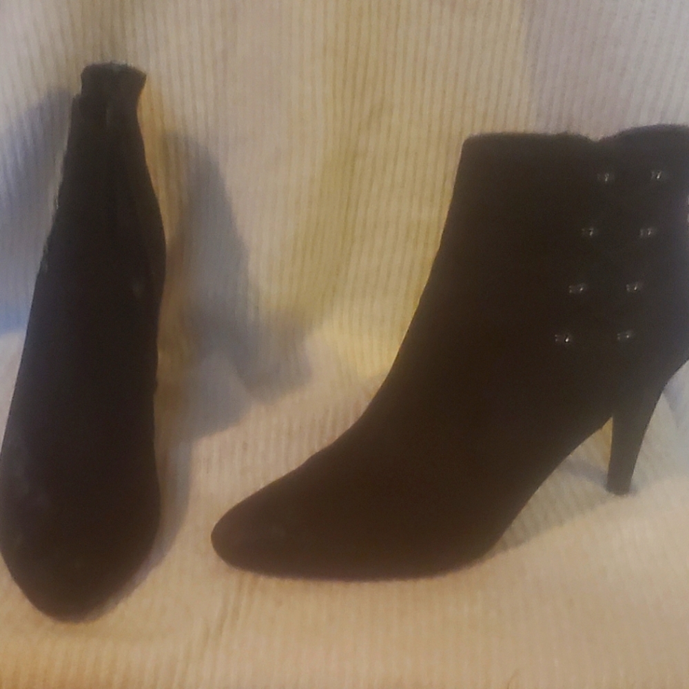 Woman's ankle boots